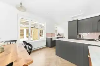 9A Niederwald Road, photo 2