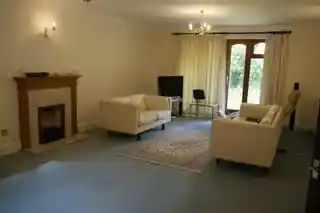 9B Grove Road, photo 2