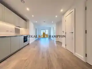 Apartment 1308, Ellipse House, 2 Eden Place, photo 2